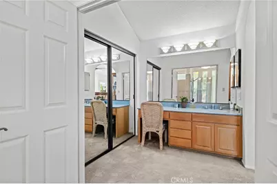 11934 Rexbon, Granada Hills, CA 91344 - Photo 21