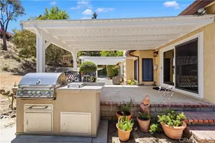11934 Rexbon, Granada Hills, CA 91344 - Photo 41