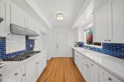 10106 Petit, North Hills, CA 91343 - Photo 7