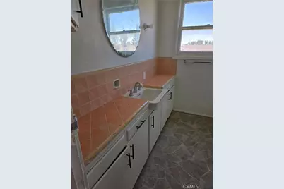 208 Brink Dr, Bakersfield, CA 93304 - Photo 7