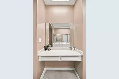 18360 Collins #L, Tarzana, CA 91356 - Photo 25