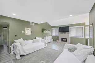 27068 Hidaway, Canyon Country, CA 91351 - Photo 3