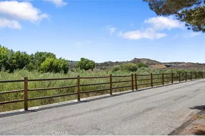 27068 Hidaway #7, Canyon Country, CA 91351 - Photo 19