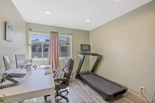 27068 Hidaway, Canyon Country, CA 91351 - Photo 17
