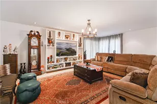 19865 Hiawatha St, Chatsworth, CA 91311 - Photo 21