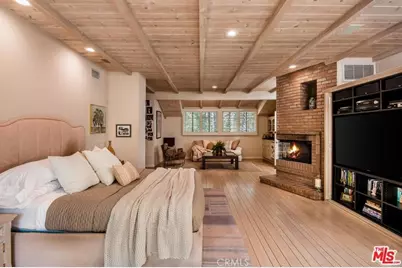5255 Round Meadow Road, Hidden Hills, CA 91302 - Photo 9