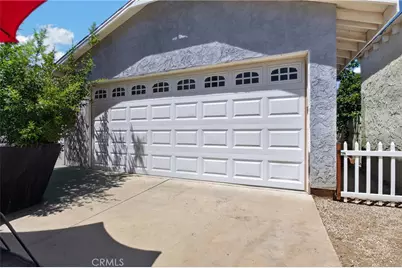 18809 Vanowen, Reseda, CA 91335 - Photo 7