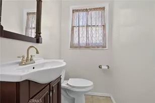 18809 Vanowen, Reseda, CA 91335 - Photo 13