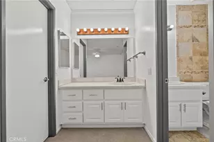 2901 S Sycamore, Santa Ana, CA 92707 - Photo 29