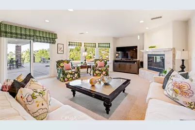 19501 Weeburn Court, Tarzana, CA 91356 - Photo 9