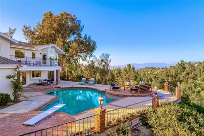 19501 Weeburn Court, Tarzana, CA 91356 - Photo 31