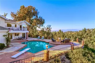 19501 Weeburn Ct, Tarzana, CA 91356 - Photo 31