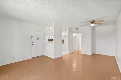11150 Glenoaks Boulevard #309, Pacoima, CA 91331 - Photo 13