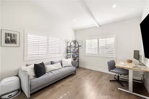 7247 Genesta, Lake Balboa, CA 91406 - Photo 19