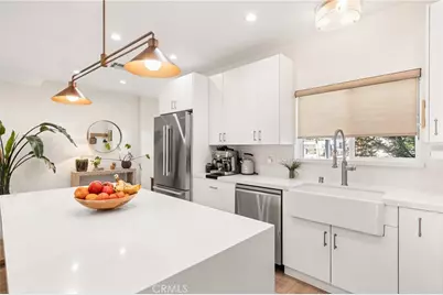 7247 Genesta, Lake Balboa, CA 91406 - Photo 9