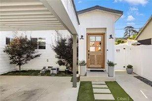 7247 Genesta, Lake Balboa, CA 91406 - Photo 1