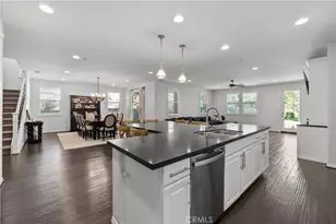 26425 Riverrock Way, Saugus, CA 91350 - Photo 17