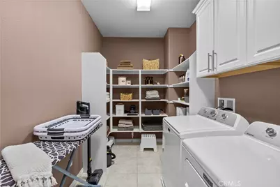 26425 Riverrock Way, Saugus, CA 91350 - Photo 53