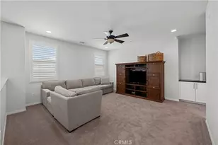 26425 Riverrock Way, Saugus, CA 91350 - Photo 31
