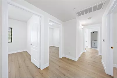 421 E Santa Anita, Burbank, CA 91501 - Photo 21