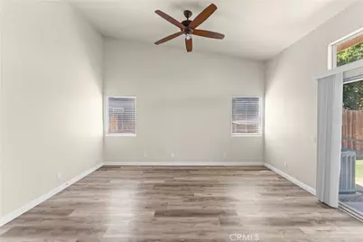 1645 E Kettering, Lancaster, CA 93535 - Photo 31