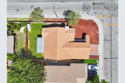1645 E Kettering, Lancaster, CA 93535 - Photo 45