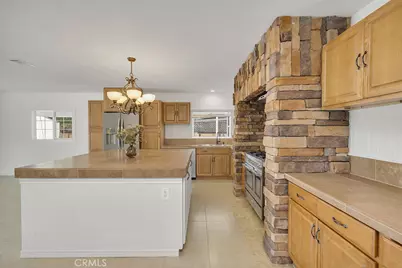 805 Moffatt Circle, Simi Valley, CA 93065 - Photo 27