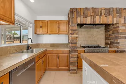 805 Moffatt Circle, Simi Valley, CA 93065 - Photo 29