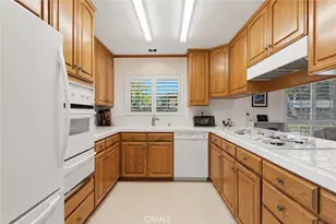 4607 Romberg Pl, Woodland Hills, CA 91364 - Photo 17