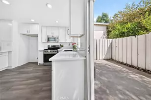 16733 Parthenia St, Northridge, CA 91343 - Photo 7