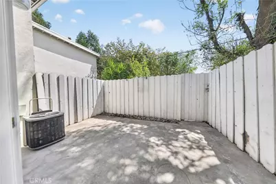 16733 Parthenia Street #5, Northridge, CA 91343 - Photo 9