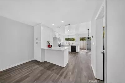 16733 Parthenia Street #5, Northridge, CA 91343 - Photo 7