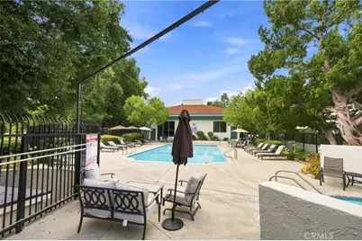 23679 Park Capri #14, Calabasas, CA 91302 - Photo 19