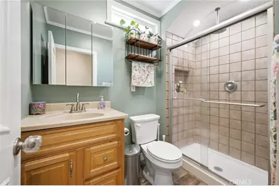 1100 W Gage Avenue, Los Angeles, CA 90044 - Photo 15