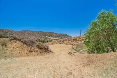 9210 Yucca Hills, Agua Dulce, CA 91390 - Photo 65