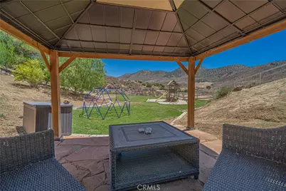 9210 Yucca Hills, Agua Dulce, CA 91390 - Photo 57