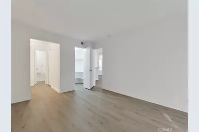 7800 Topanga Canyon Boulevard #216, Canoga Park, CA 91304 - Photo 23