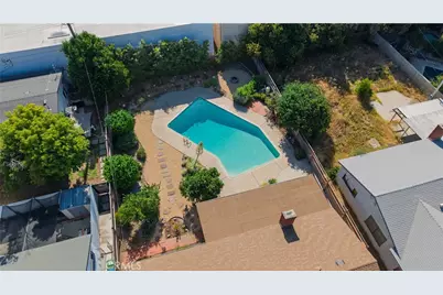 7928 Owensmouth, Canoga Park, CA 91304 - Photo 43