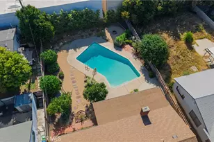 7928 Owensmouth, Canoga Park, CA 91304 - Photo 43