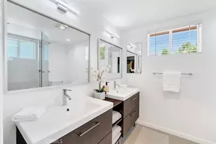 4391 Pampas Rd, Woodland Hills, CA 91364 - Photo 13