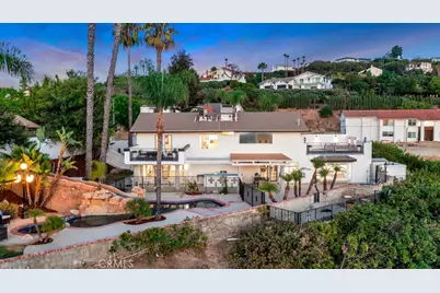 4525 Tenango Drive, Woodland Hills, CA 91364 - Photo 5