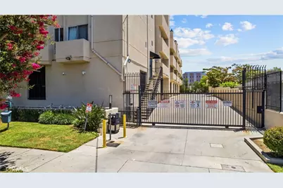 19350 Sherman Way. #328, Reseda, CA 91335 - Photo 35