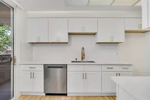 14530 Benefit St, Sherman Oaks, CA 91403 - Photo 15