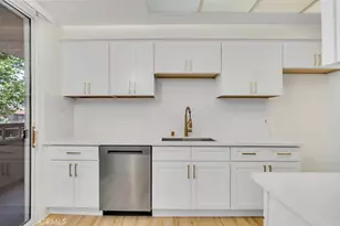 14530 Benefit St, Sherman Oaks, CA 91403 - Photo 15