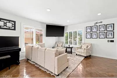 25114 Steinbeck Avenue #B, Stevenson Ranch, CA 91381 - Photo 7
