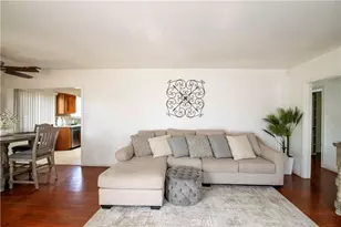 12560 Mineola, Los Angeles, CA 91331 - Photo 9