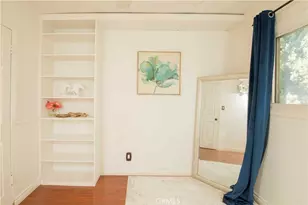 12560 Mineola, Los Angeles, CA 91331 - Photo 15