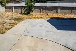 12560 Mineola, Pacoima, CA 91331 - Photo 5