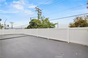 28201 Hot Springs, Canyon Country, CA 91351 - Photo 39