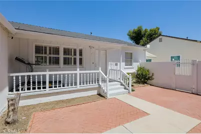 18813 Cantlay St, Reseda, CA 91335 - Photo 3